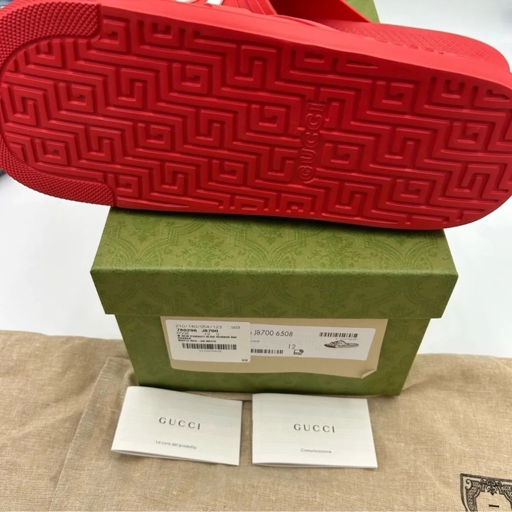 Men’s Gucci interlocking G rubber pool slides size 12 made in Italy
